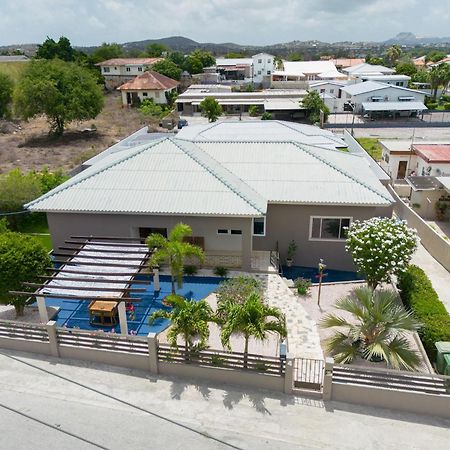 Villa Familiewoning Met Prive Zwembad Willemstad Exterior foto